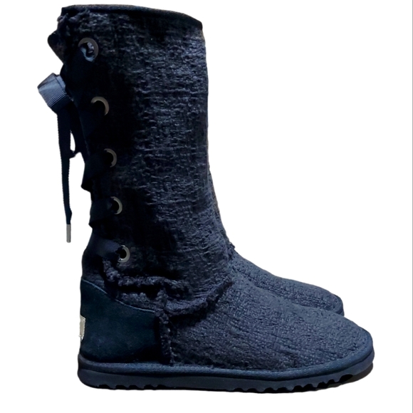 UGG Women's Heirloom Lace-up Boots Size 5 "Like New" - Picture 5 of 10